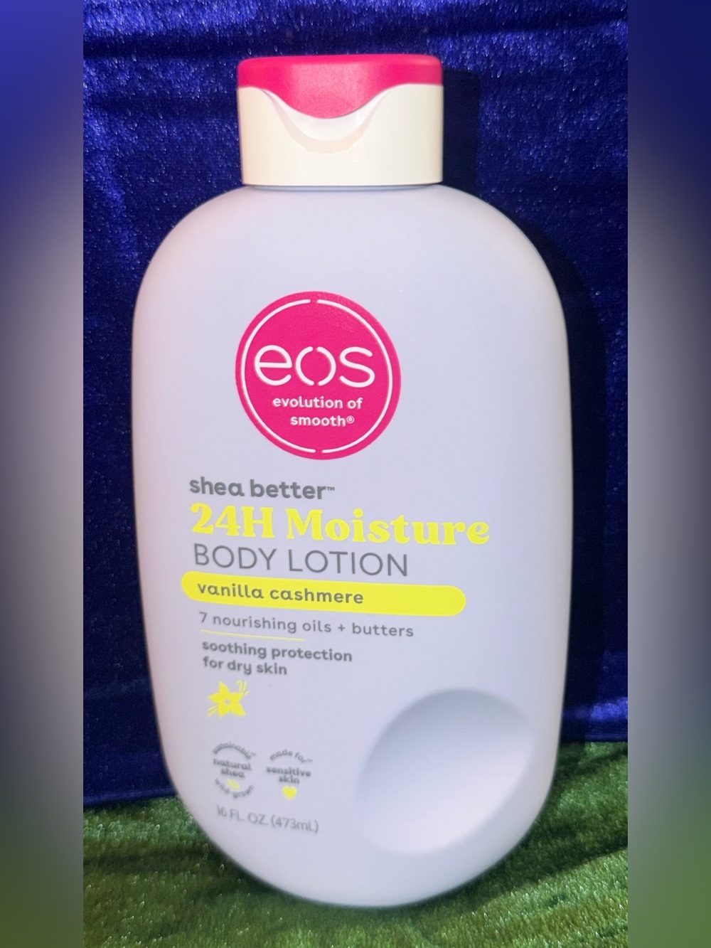 eos 24H Moisture Body Lotion - Lavender Purple Bottle with Pink Logo